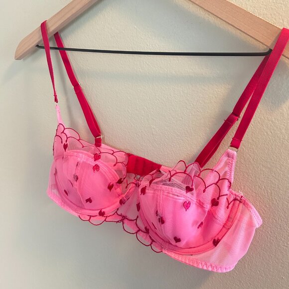 Adore Me Bettie Balconette Bra Size 36B Sachet Pink Lingerie Heart Red Sexy Wife - Picture 2 of 6
